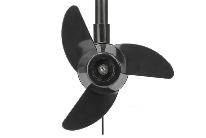Fisher 32 outboard motor